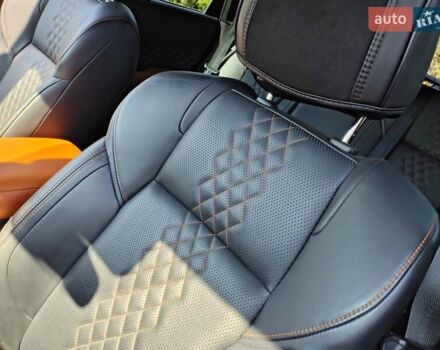 Белый Мицубиси Аутлендер, объемом двигателя 2.36 л и пробегом 43 тыс. км за 34300 $, фото 59 на Automoto.ua