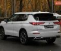 Міцубісі Аутлендер 2022 у Харкові на Automoto.ua Білий Міцубісі Аутлендер, об'ємом двигуна 2.49 л та пробігом 18 тис. км за 30500 $, фото 5 на Automoto.ua