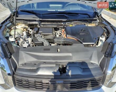 Белый Мицубиси Аутлендер, объемом двигателя 2.36 л и пробегом 43 тыс. км за 34300 $, фото 33 на Automoto.ua