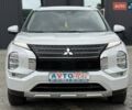 Белый Мицубиси Аутлендер, объемом двигателя 2.49 л и пробегом 70 тыс. км за 24900 $, фото 1 на Automoto.ua