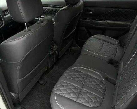 Міцубісі Аутлендер 2022 у Одесі на Automoto.ua Білий Міцубісі Аутлендер, об'ємом двигуна 0 л та пробігом 21 тис. км за 22000 $, фото 14 на Automoto.ua