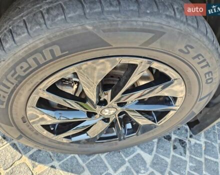 Белый Мицубиси Аутлендер, объемом двигателя 2.36 л и пробегом 43 тыс. км за 34300 $, фото 24 на Automoto.ua