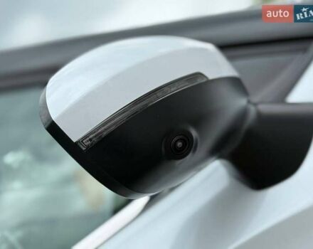 Белый Мицубиси Аутлендер, объемом двигателя 2.49 л и пробегом 70 тыс. км за 24900 $, фото 16 на Automoto.ua