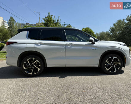 Мицубиси Аутлендер 2022 в Днепре (Днепропетровске) на Automoto.ua Белый Мицубиси Аутлендер, объемом двигателя 2.36 л и пробегом 44 тыс. км за 37300 $, фото 7 на Automoto.ua