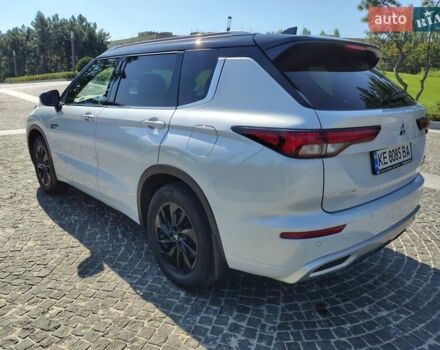 Белый Мицубиси Аутлендер, объемом двигателя 2.36 л и пробегом 43 тыс. км за 34300 $, фото 10 на Automoto.ua