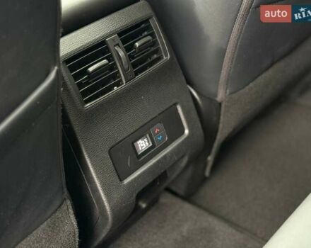 Белый Мицубиси Аутлендер, объемом двигателя 2.49 л и пробегом 70 тыс. км за 24900 $, фото 48 на Automoto.ua