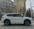 Білий Міцубісі Аутлендер, об'ємом двигуна 2.4 л та пробігом 67 тис. км за 39500 $, фото 4 на Automoto.ua