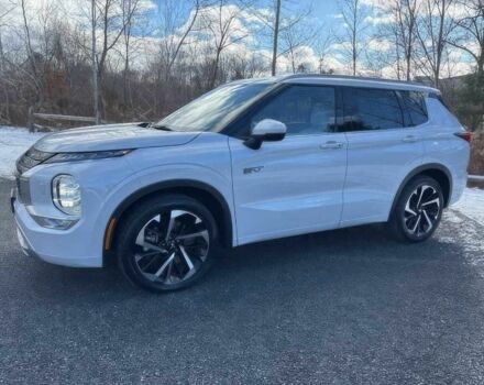 Білий Міцубісі Аутлендер, об'ємом двигуна 2 л та пробігом 23 тис. км за 9500 $, фото 2 на Automoto.ua