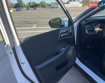 Белый Мицубиси Аутлендер, объемом двигателя 2.36 л и пробегом 33 тыс. км за 34600 $, фото 24 на Automoto.ua