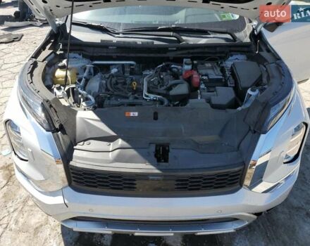 Белый Мицубиси Аутлендер, объемом двигателя 2.49 л и пробегом 43 тыс. км за 14318 $, фото 11 на Automoto.ua