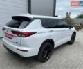 Белый Мицубиси Аутлендер, объемом двигателя 2.49 л и пробегом 45 тыс. км за 28500 $, фото 10 на Automoto.ua