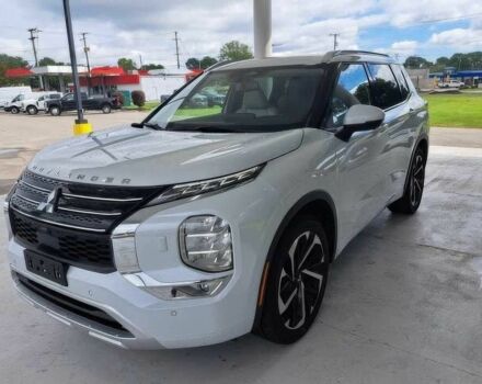 Білий Міцубісі Аутлендер, об'ємом двигуна 2.5 л та пробігом 12 тис. км за 12000 $, фото 2 на Automoto.ua