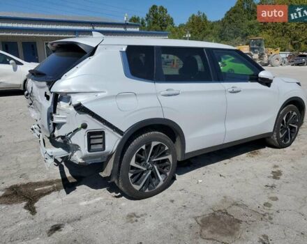 Белый Мицубиси Аутлендер, объемом двигателя 2.49 л и пробегом 43 тыс. км за 14318 $, фото 5 на Automoto.ua