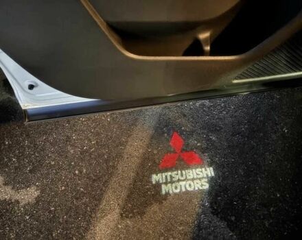 Білий Міцубісі Аутлендер, об'ємом двигуна 2 л та пробігом 23 тис. км за 9500 $, фото 14 на Automoto.ua