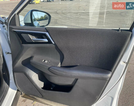 Белый Мицубиси Аутлендер, объемом двигателя 2.36 л и пробегом 33 тыс. км за 34600 $, фото 25 на Automoto.ua