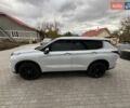 Белый Мицубиси Аутлендер, объемом двигателя 2.49 л и пробегом 45 тыс. км за 28500 $, фото 8 на Automoto.ua