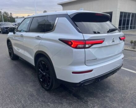 Білий Міцубісі Аутлендер, об'ємом двигуна 2.5 л та пробігом 24 тис. км за 26400 $, фото 3 на Automoto.ua