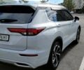Мицубиси Аутлендер 2024 в Николаеве на Automoto.ua Белый Мицубиси Аутлендер, объемом двигателя 2.49 л и пробегом 7 тыс. км за 39800 $, фото 16 на Automoto.ua