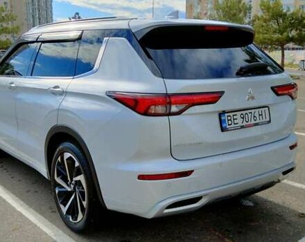 Мицубиси Аутлендер 2024 в Николаеве на Automoto.ua Белый Мицубиси Аутлендер, объемом двигателя 2.49 л и пробегом 7 тыс. км за 39800 $, фото 15 на Automoto.ua