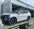 Білий Міцубісі Аутлендер, об'ємом двигуна 2.4 л та пробігом 61 тис. км за 32000 $, фото 1 на Automoto.ua