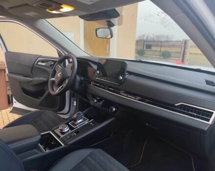 Белый Мицубиси Аутлендер, объемом двигателя 2.4 л и пробегом 20 тыс. км за 21000 $, фото 8 на Automoto.ua