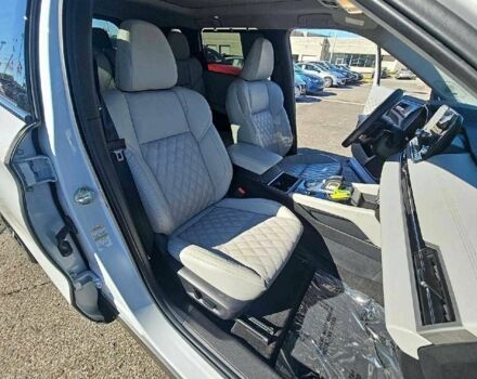 Белый Мицубиси Аутлендер, объемом двигателя 0 л и пробегом 48 тыс. км за 25300 $, фото 8 на Automoto.ua