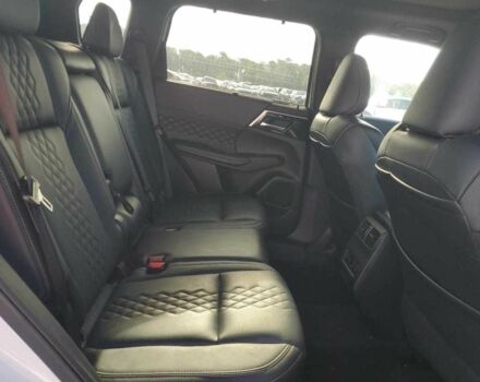 Білий Міцубісі Аутлендер, об'ємом двигуна 2.5 л та пробігом 8 тис. км за 9500 $, фото 10 на Automoto.ua