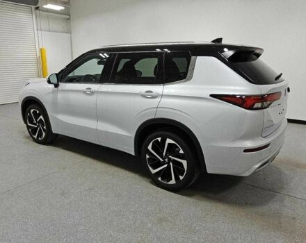 Белый Мицубиси Аутлендер, объемом двигателя 2.5 л и пробегом 12 тыс. км за 11000 $, фото 1 на Automoto.ua