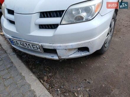 Мицубиси Аутлендер 2004 в Кропивницком (Кировограде) на Automoto.ua Белый Мицубиси Аутлендер, объемом двигателя 2.38 л и пробегом 400 тыс. км за 4200 $, фото 1 на Automoto.ua