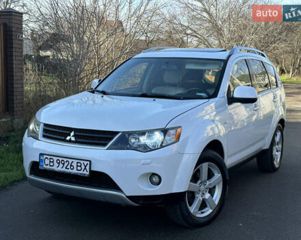 Білий Міцубісі Аутлендер, об'ємом двигуна 3 л та пробігом 187 тис. км за 7999 $, фото 1 на Automoto.ua