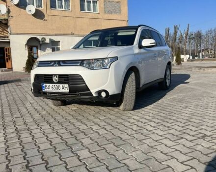 Белый Мицубиси Аутлендер, объемом двигателя 2.3 л и пробегом 145 тыс. км за 14300 $, фото 1 на Automoto.ua