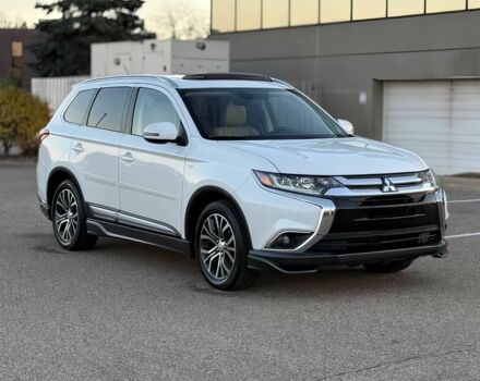 Білий Міцубісі Аутлендер, об'ємом двигуна 3 л та пробігом 78 тис. км за 9900 $, фото 1 на Automoto.ua