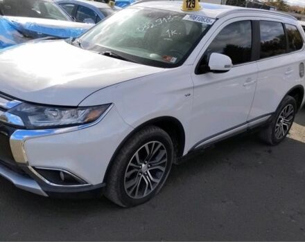 Білий Міцубісі Аутлендер, об'ємом двигуна 3 л та пробігом 177 тис. км за 8900 $, фото 1 на Automoto.ua