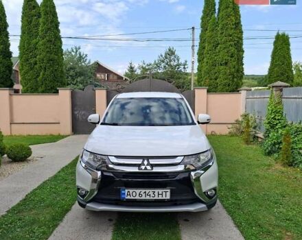 Білий Міцубісі Аутлендер, об'ємом двигуна 2.4 л та пробігом 145 тис. км за 14900 $, фото 1 на Automoto.ua