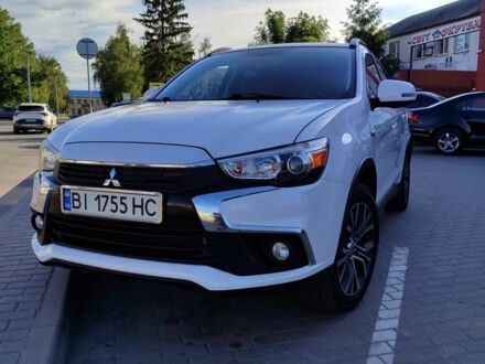 Мицубиси Аутлендер 2016 в Лубнах на Automoto.ua Белый Мицубиси Аутлендер, объемом двигателя 2.4 л и пробегом 133 тыс. км за 15500 $, фото 1 на Automoto.ua