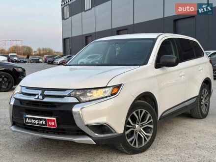Білий Міцубісі Аутлендер, об'ємом двигуна 2.4 л та пробігом 226 тис. км за 10990 $, фото 1 на Automoto.ua