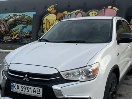 Білий Міцубісі Аутлендер, об'ємом двигуна 2 л та пробігом 47 тис. км за 13700 $, фото 1 на Automoto.ua