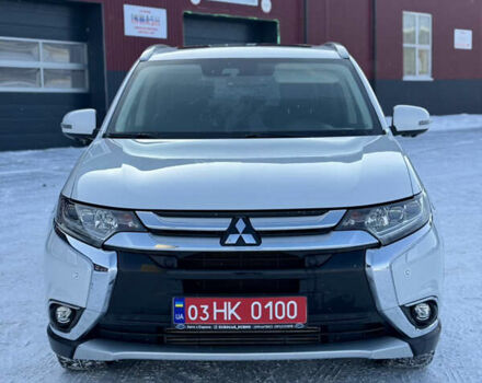 Білий Міцубісі Аутлендер, об'ємом двигуна 2.2 л та пробігом 119 тис. км за 21777 $, фото 1 на Automoto.ua