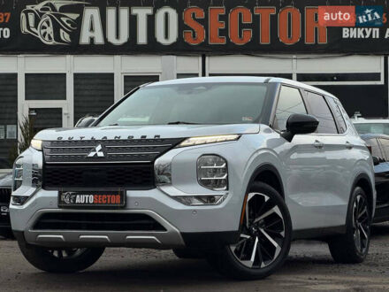 Білий Міцубісі Аутлендер, об'ємом двигуна 2.49 л та пробігом 91 тис. км за 25500 $, фото 1 на Automoto.ua
