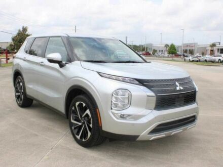 Белый Мицубиси Аутлендер, объемом двигателя 2.5 л и пробегом 14 тыс. км за 8200 $, фото 1 на Automoto.ua