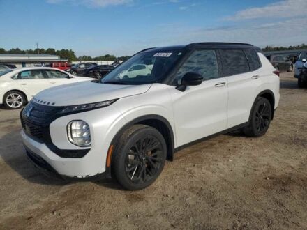 Білий Міцубісі Аутлендер, об'ємом двигуна 2.5 л та пробігом 8 тис. км за 9500 $, фото 1 на Automoto.ua