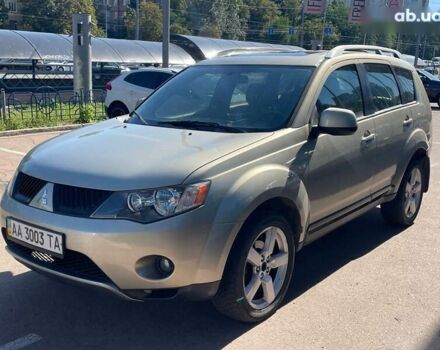 Мицубиси Аутлендер 2007 в Киеве на Automoto.ua Бежевый Мицубиси Аутлендер, объемом двигателя 3 л и пробегом 358 тыс. км за 9900 $, фото 2 на Automoto.ua