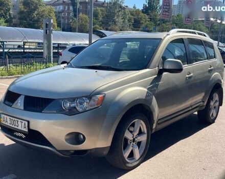 Мицубиси Аутлендер 2007 в Киеве на Automoto.ua Бежевый Мицубиси Аутлендер, объемом двигателя 3 л и пробегом 358 тыс. км за 9900 $, фото 1 на Automoto.ua