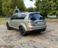 Бежевый Мицубиси Аутлендер, объемом двигателя 3 л и пробегом 330 тыс. км за 7800 $, фото 4 на Automoto.ua