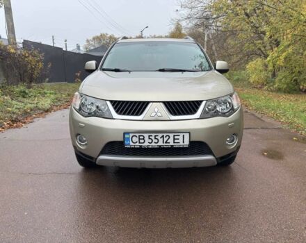 Бежевий Міцубісі Аутлендер, об'ємом двигуна 2.4 л та пробігом 220 тис. км за 8300 $, фото 3 на Automoto.ua