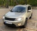 Бежевый Мицубиси Аутлендер, объемом двигателя 3 л и пробегом 330 тыс. км за 7800 $, фото 12 на Automoto.ua