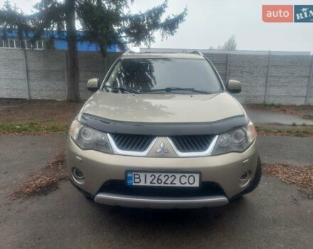 Бежевий Міцубісі Аутлендер, об'ємом двигуна 3 л та пробігом 245 тис. км за 8600 $, фото 6 на Automoto.ua