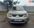 Бежевий Міцубісі Аутлендер, об'ємом двигуна 3 л та пробігом 245 тис. км за 8600 $, фото 6 на Automoto.ua