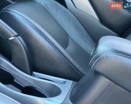 Бежевий Міцубісі Аутлендер, об'ємом двигуна 2.36 л та пробігом 200 тис. км за 8820 $, фото 20 на Automoto.ua