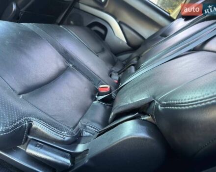 Бежевий Міцубісі Аутлендер, об'ємом двигуна 2.36 л та пробігом 200 тис. км за 8820 $, фото 22 на Automoto.ua